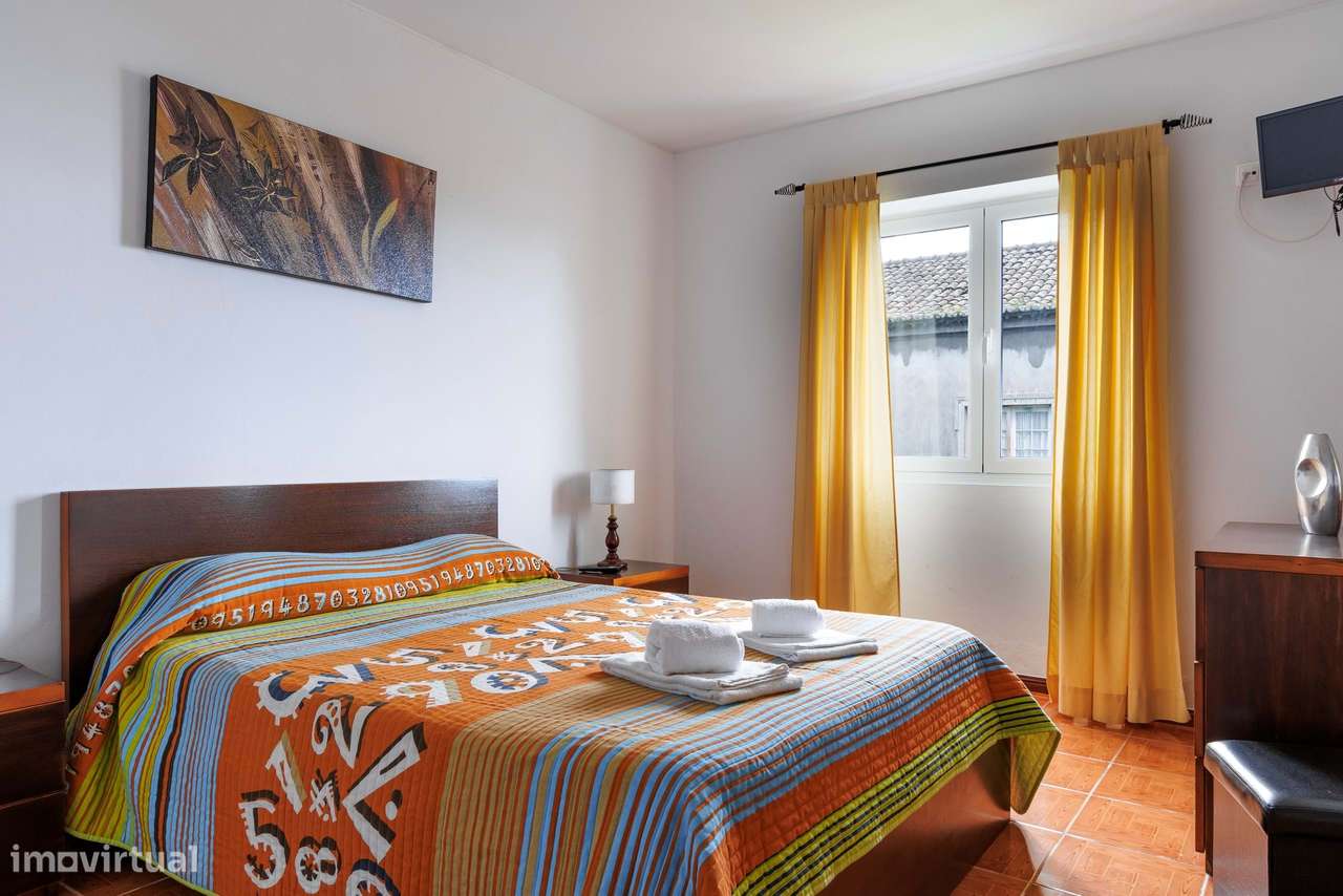 Moradia T7 com vista mar preparada para Alojamento-8