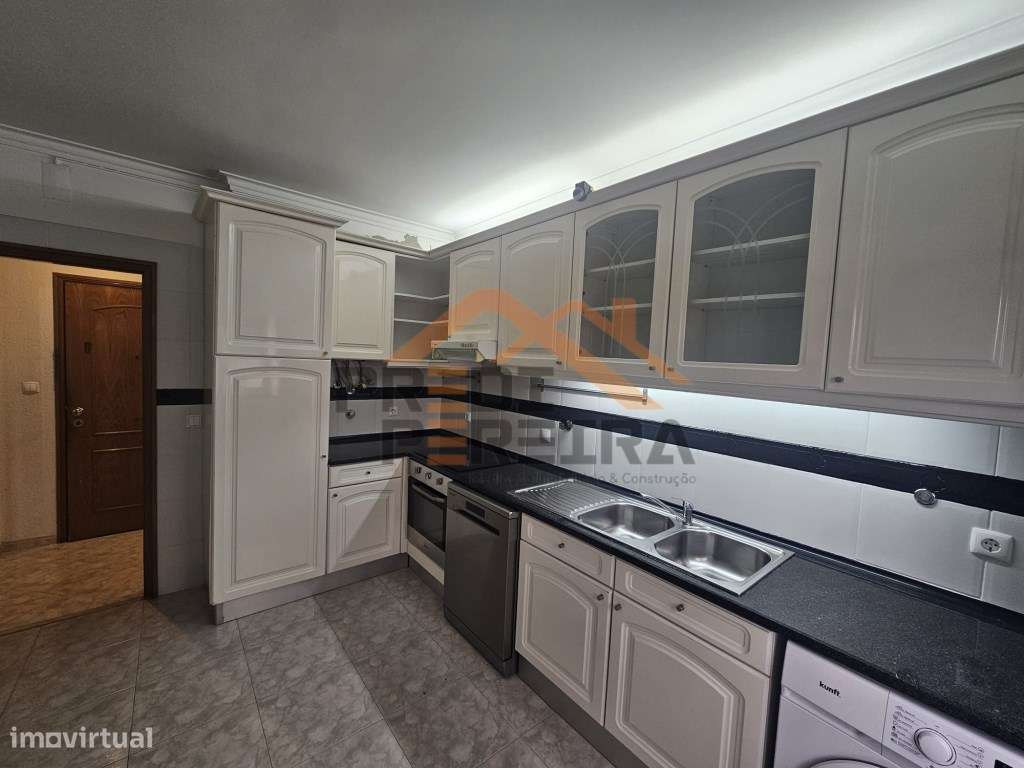 T2 para arrendamento - Urb. Jardim da Radial, Ramada. - Grande imagem: 5/20