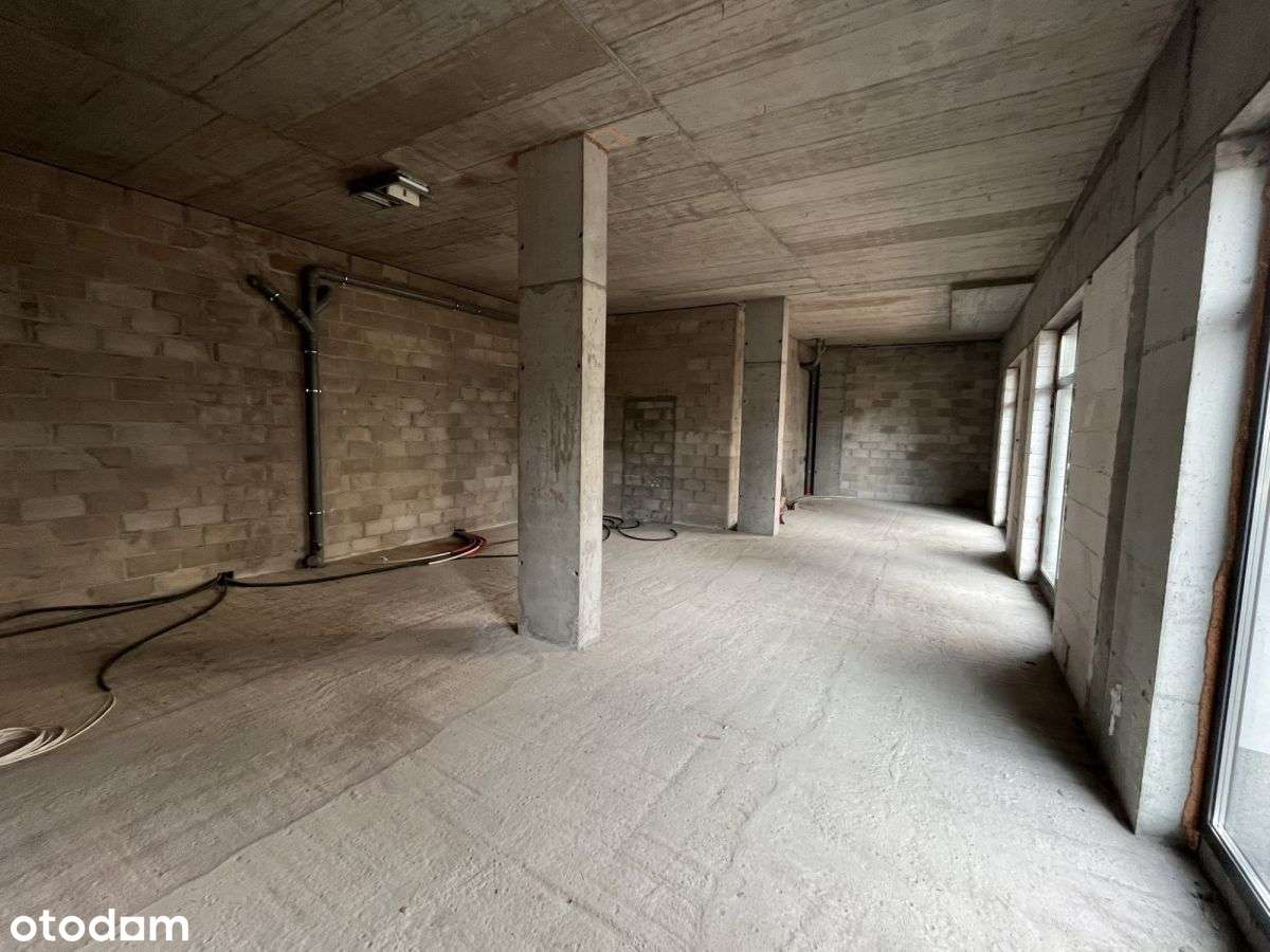 Prestiżowy lokal usługowy 180 m² – duże witryny-16