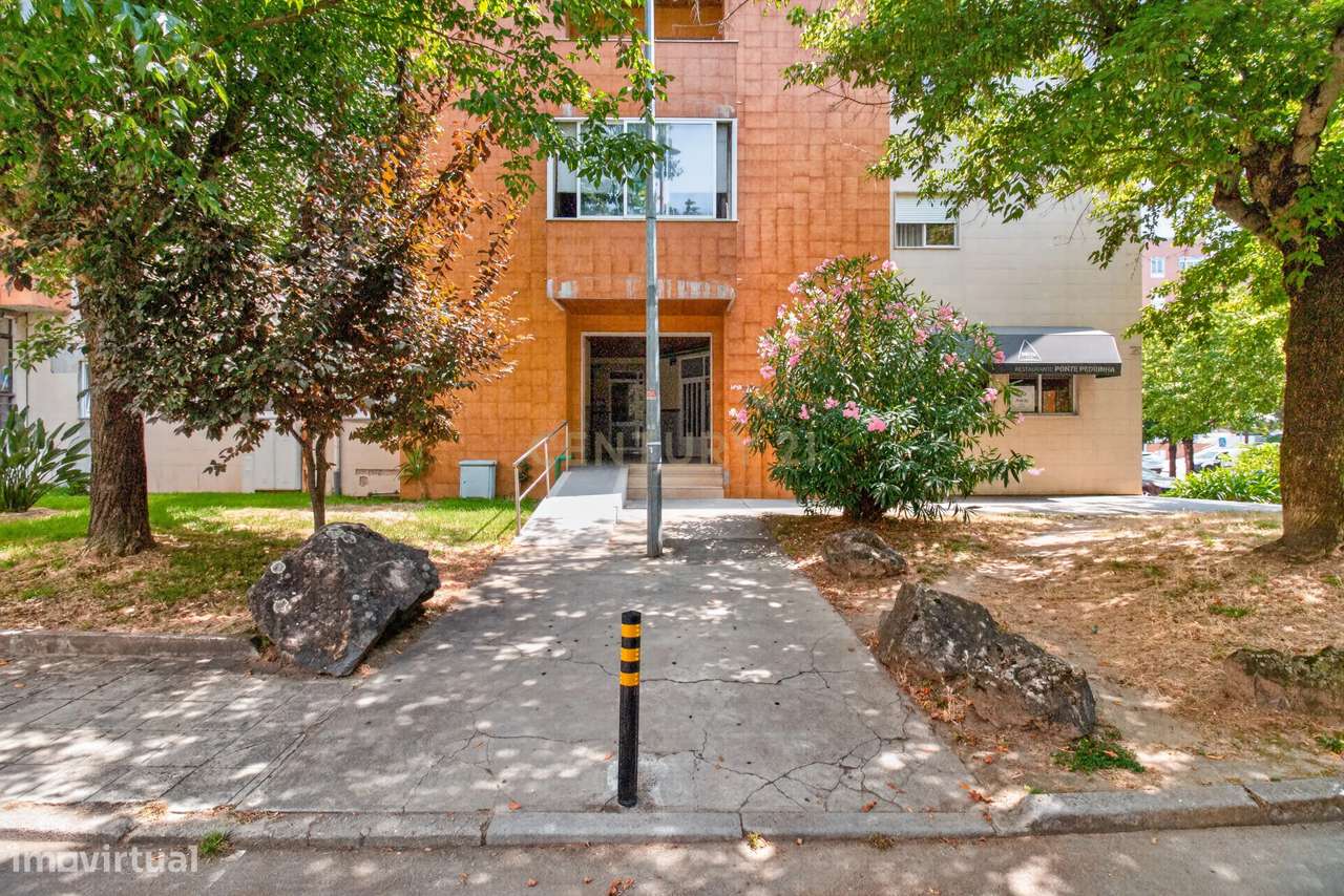 T3+1 com Garagem Fechada e Elevador | Lomar – Braga-29
