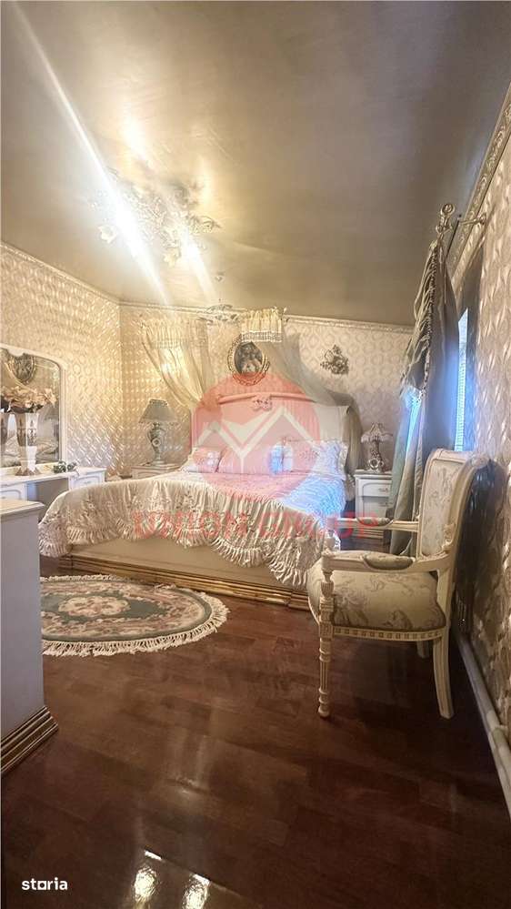 Vila D+P+M, Lazu, Teren 660 mp in Proprietate - Imagine principală: 2/19