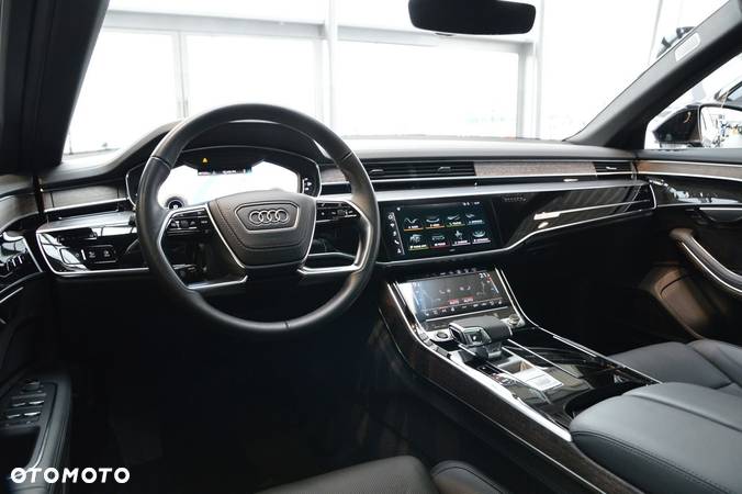 Audi A8 - 17