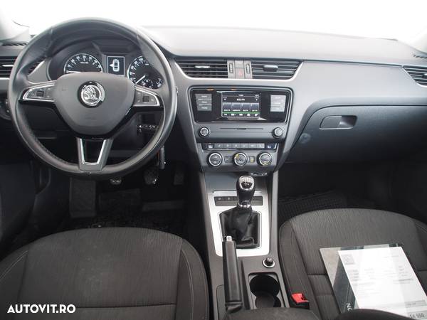 Skoda Octavia 1.6 TDI Style - 3