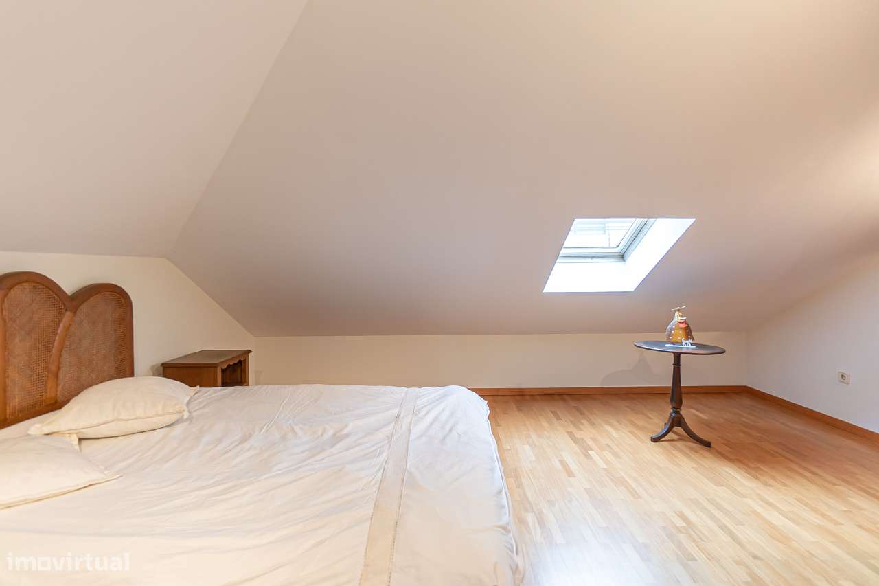 Moradia T3+1 Renovada com Vista Mar | Esmoriz-23