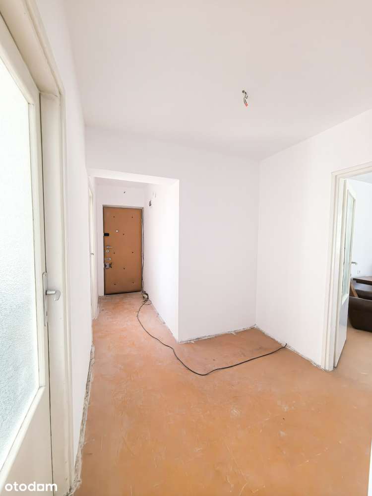 Trzypokojowe mieszkanie przygotowane do remontu przy ul. Jakubowskiego-5