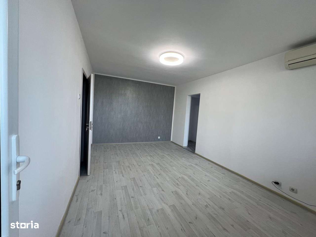 Vand 2 cam tiglina2 renovat pret 55.000 euro - Imagine principală: 5/12