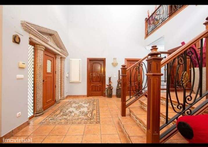 Moradia de Luxo T7 na quinta do Peru-23