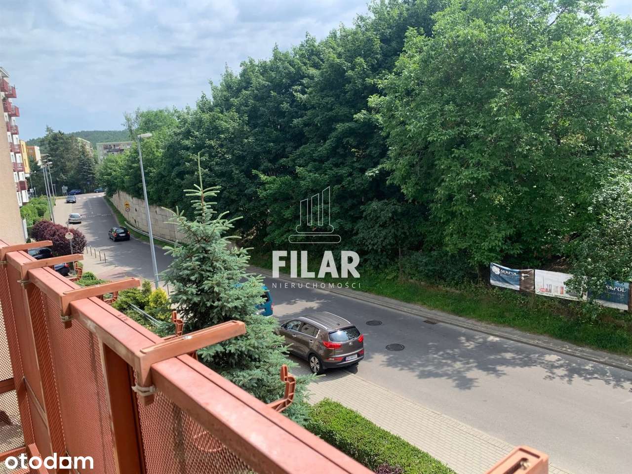 Os. Dolina Cisów, cisza i spokój, balkon, hala-16