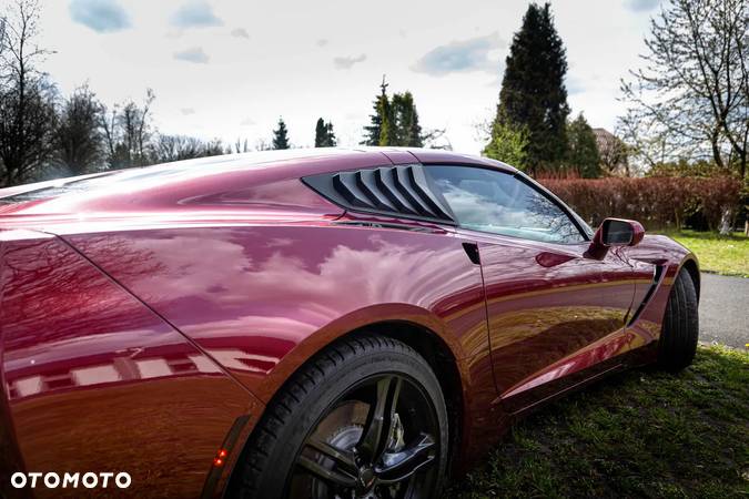 Chevrolet Corvette - 7