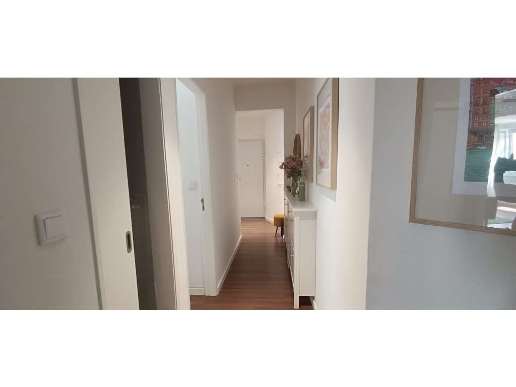 Maravilhoso T2 Remodelado - Barcarena-7