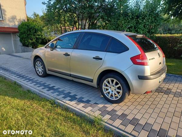 Citroën C4 1.6 16V Impress - 4