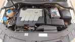 Volkswagen Passat Variant 2.0 TDI Highline DPF DSG - 13