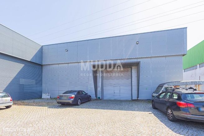 Armazém Industrial de Excelência para Venda – Zona Industrial de Corte-34