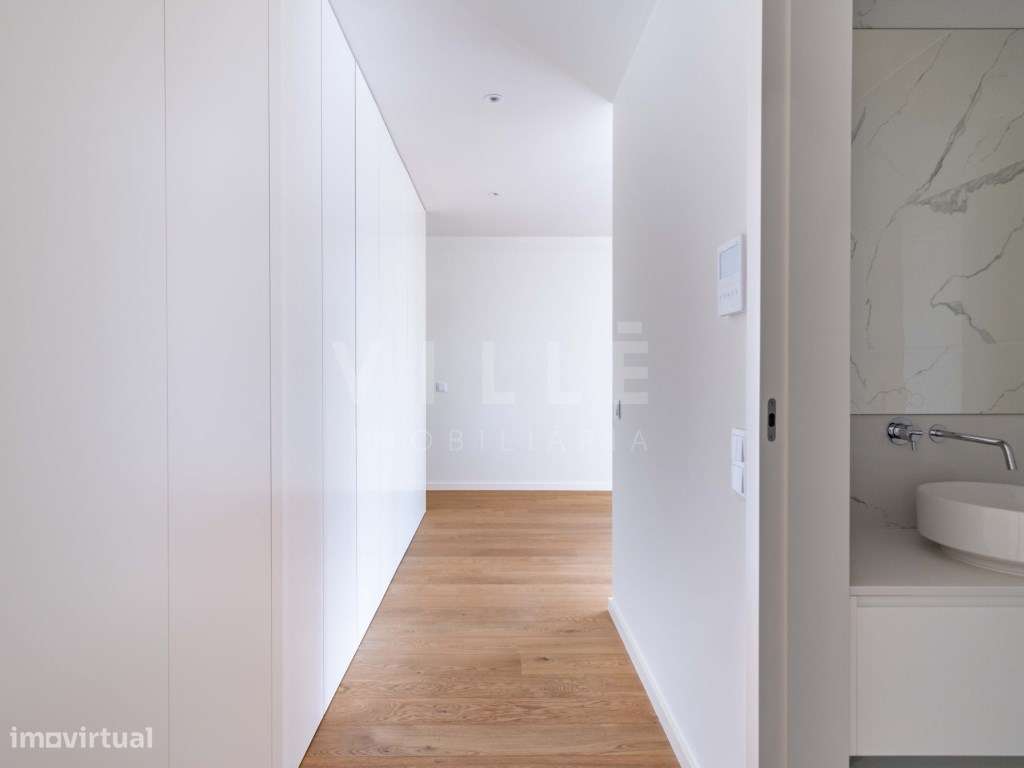 Apartamento T3 | 3 Frentes | Varandas | 2 Lugares de Garagem | Naut...-5