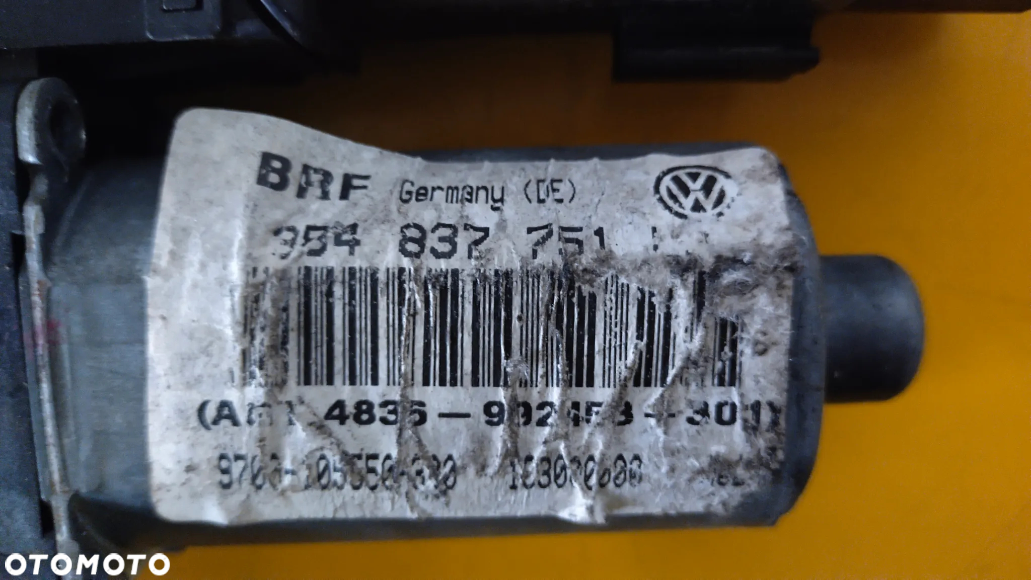 VW PASSAT B5 PODNOŚNIK SZYBY LEWY 3B483775 - 2