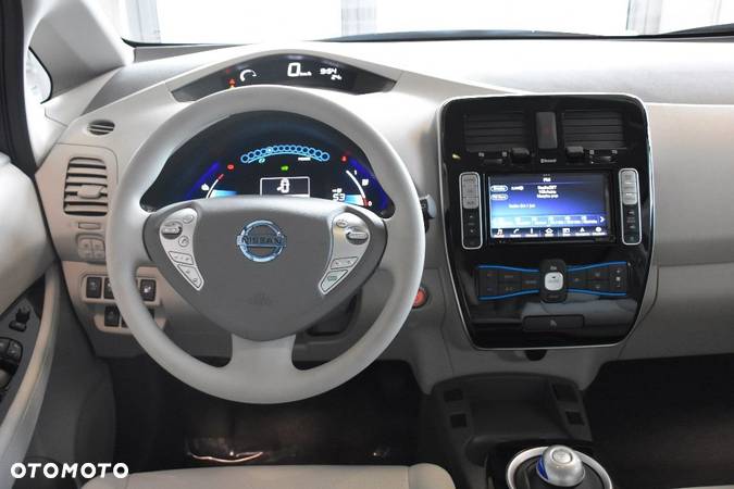 Nissan Leaf - 13