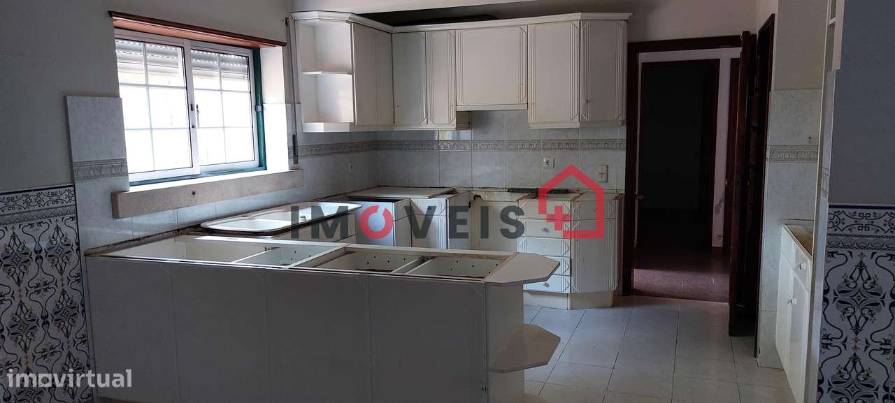 Moradia situada a dois minutos da Cidade de Ourém-16