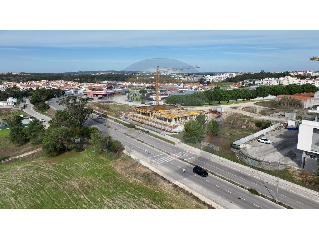 Fantástico T4 na cobertura em Caldas da Rainha-4