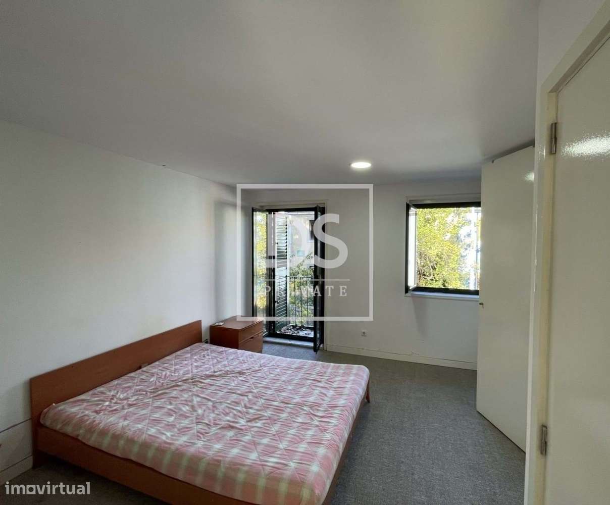 Moradia T2 com Jardim e Terraço: O Refúgio Perfeito em Ramalde (Com Re-12