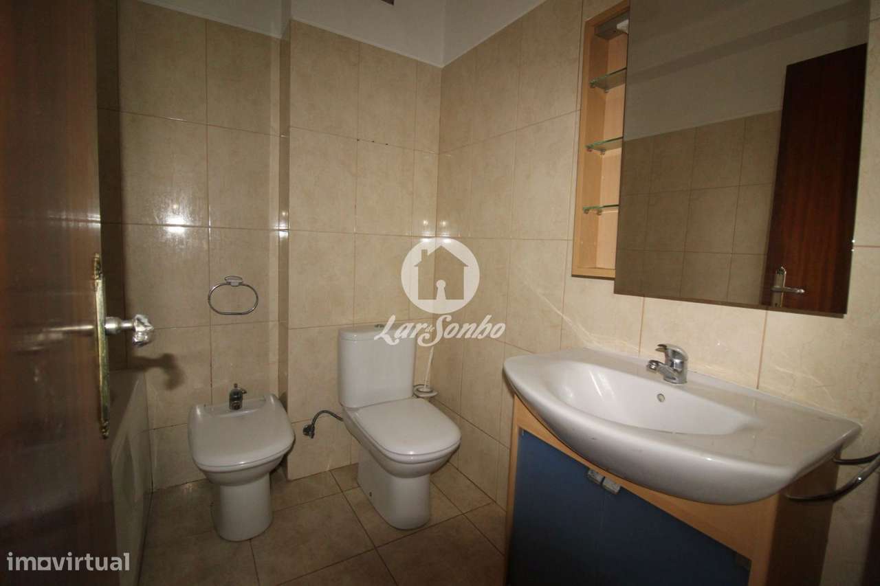 Apartamento T3 Centro da cidade de Fafe - POSSIBILIDADE DE CRÉDITO ... - Grande imagem: 3/12