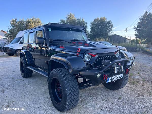 Jeep Wrangler - 1