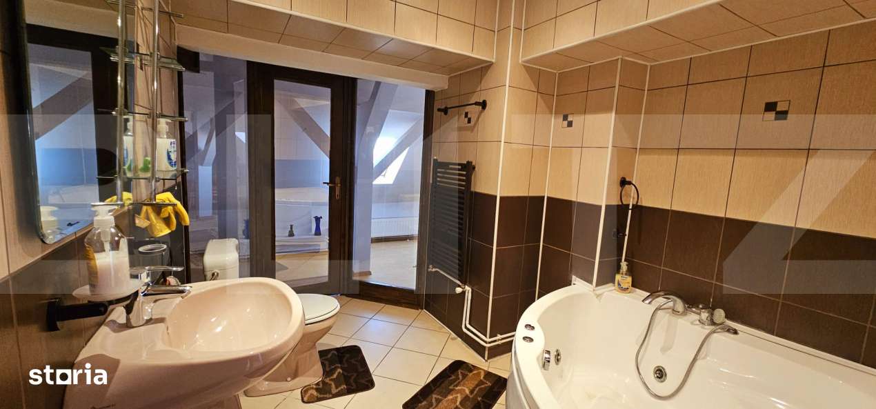 Apartament ultracentral, spatios, cu priveliste panoramica - Imagine principală: 5/10