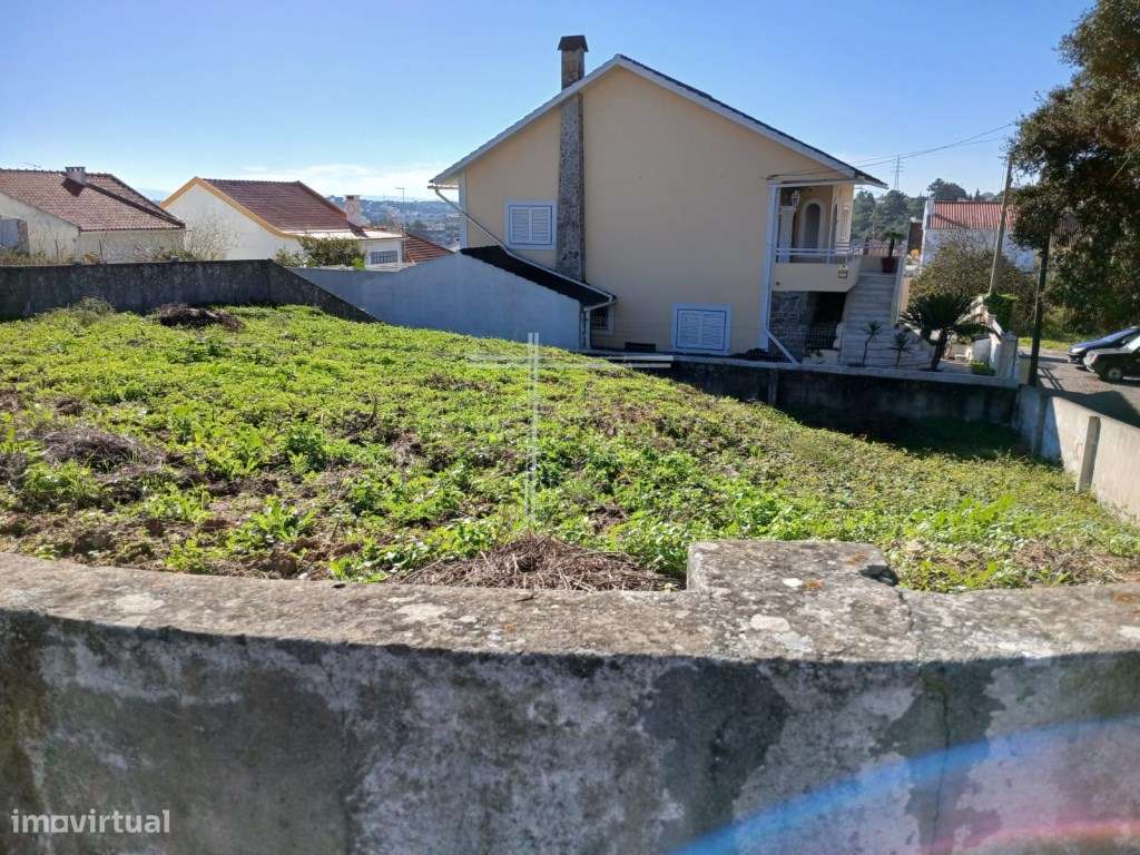 Terreno com 402m2 com infraestruturas pagas - Sobreda - Grande imagem: 5/7