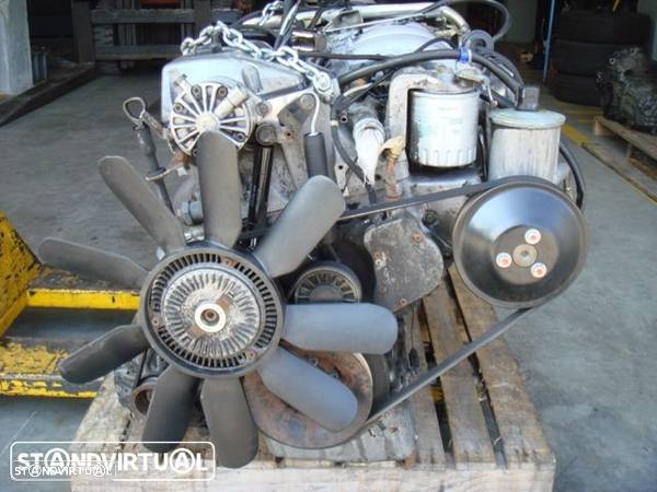 Motor 300 D Mercedes - 9