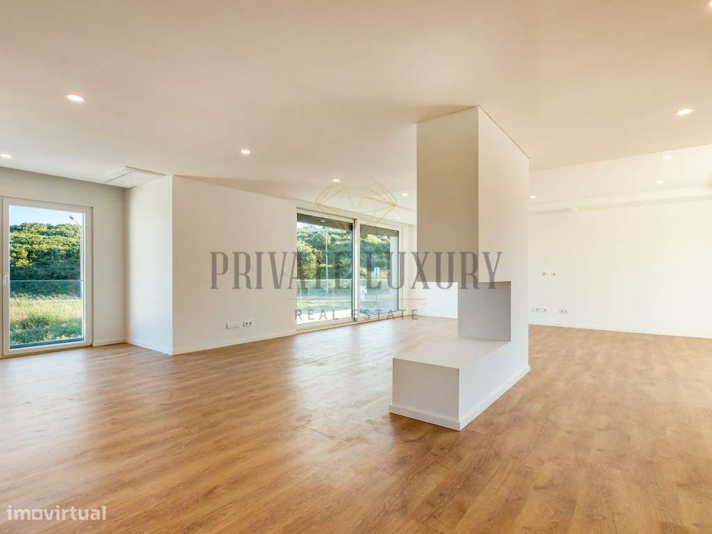 Moradia de Luxo T5 com Piscina em Belas, Sintra | Design Contemporâ...-6