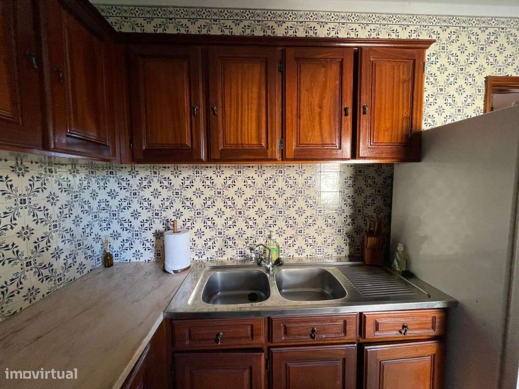 MORADIA T5 - TORREIRA - Grande imagem: 4/29