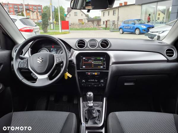 Suzuki Vitara 1.4 Boosterjet SHVS Premium 2WD - 9