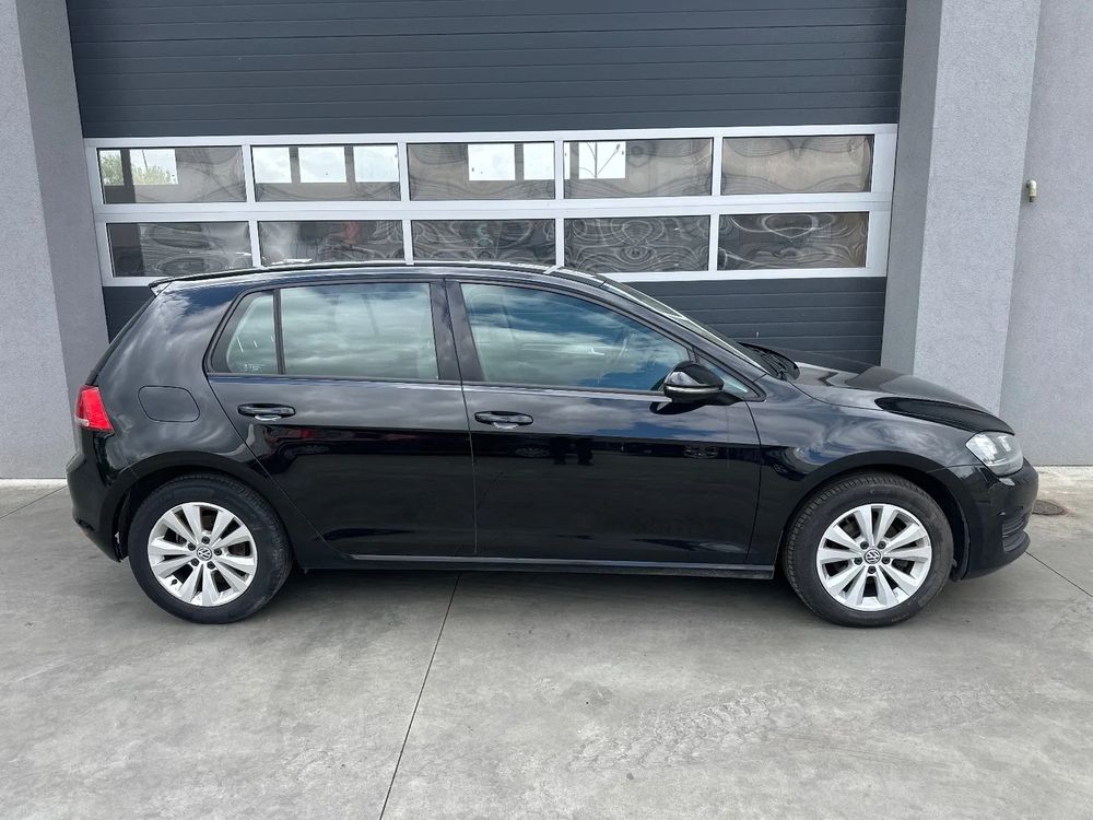 Volkswagen Golf VII (2012-2020) 1.6 TDI BMT Comfortline 2015