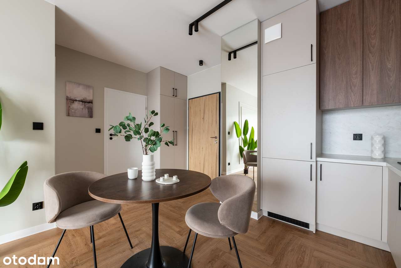 Apartament na Nowym Mieście -2 duże pokoje z garderobą  ABSOLUTNIE TOP - Pełny obrazek: 4/20