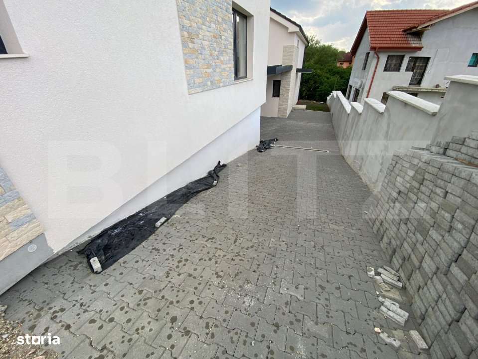 Casa cu 4 camere, 120 mp, incalzire in pardoseala, 250 mp de teren, De - Imagine principală: 2/10