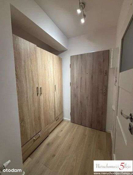 kawalerka ul Smolna 2020 Miejsce postojowe-6