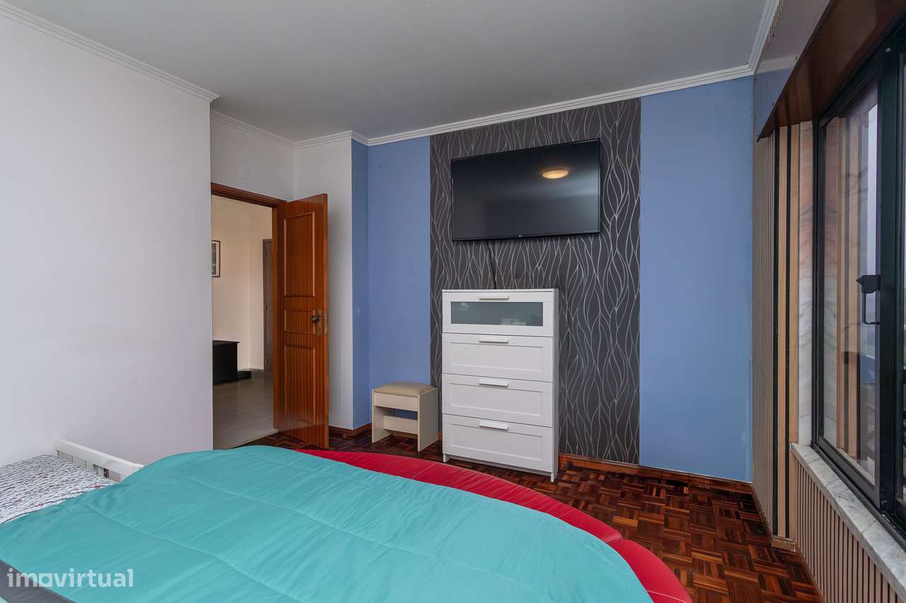 Excelente T2 na Tapada das Mercês-21