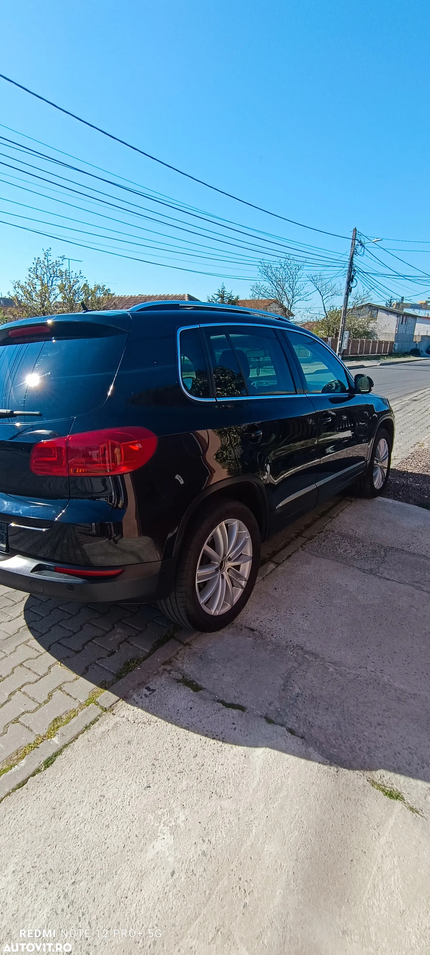 Volkswagen Tiguan 2.0 TDI 4Motion Track & Field - 17