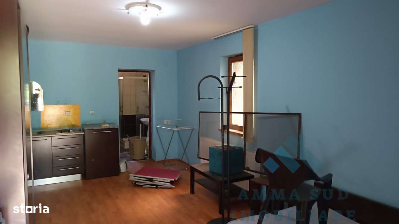 Casa individuala - 6 Camere - 561 mp teren - Autostrada A0-9