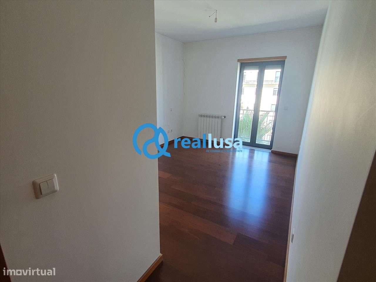 Apartamento T4 c/ garagem Oliveira do Douro Vila Nova de Gaia-9