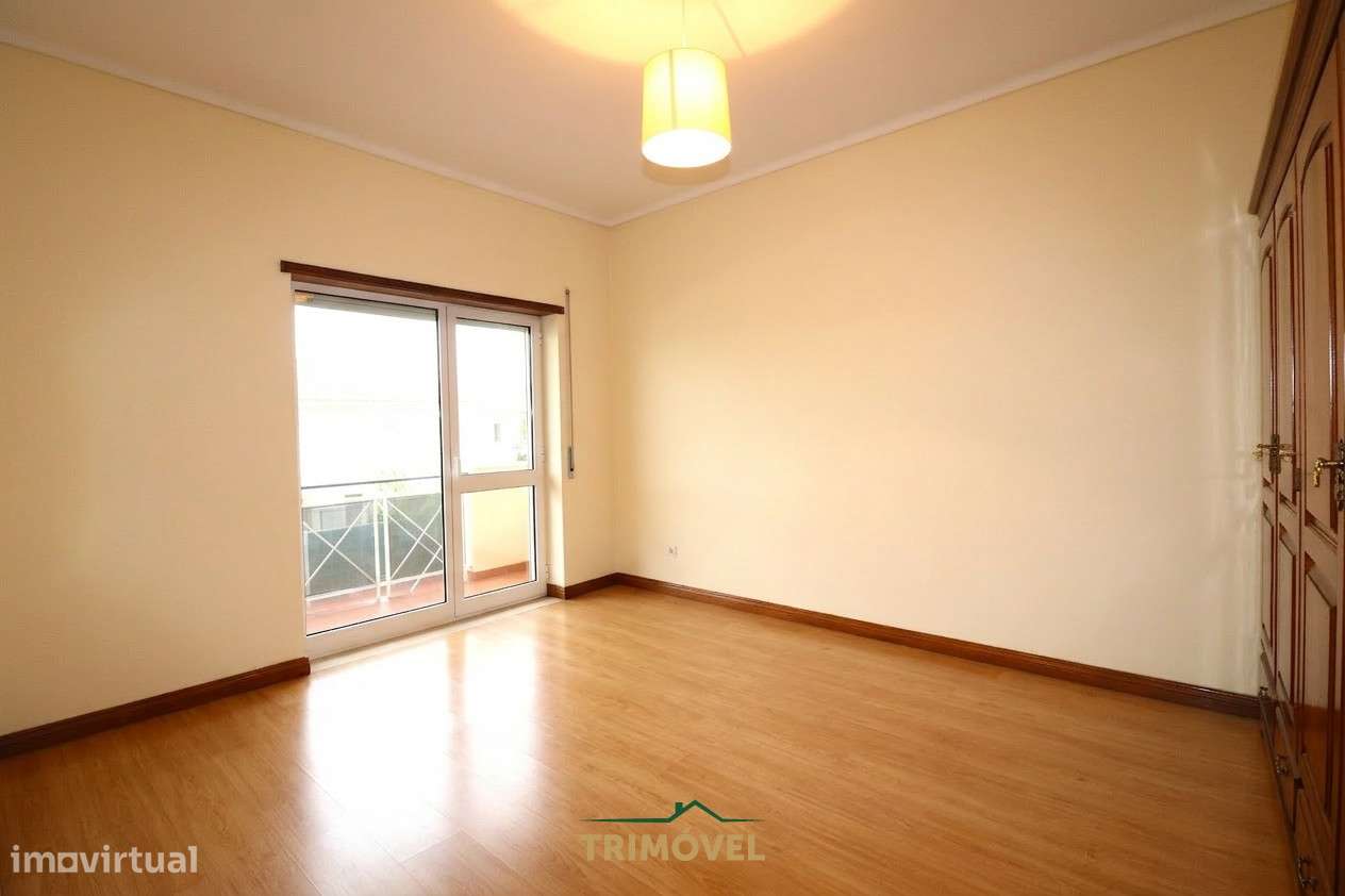 Apartamento T2+1 em São João da Madeira-6