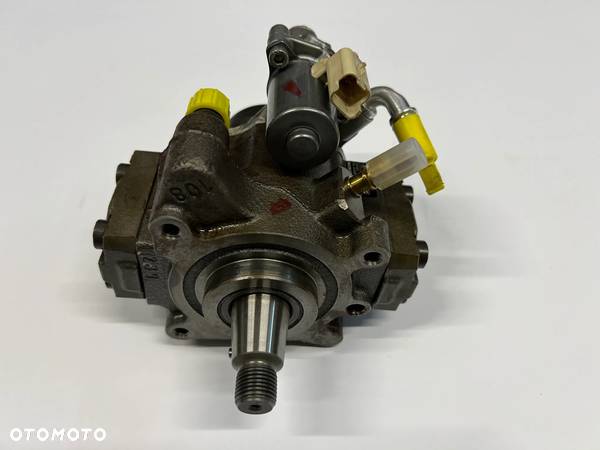 Ford Mazda Volvo 1,6TDCi pompa wtryskowa paliwa 5WS40893 - 1