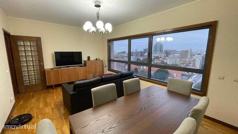 T1 Boavista - Praça da Galiza - Grande imagem: 1/11