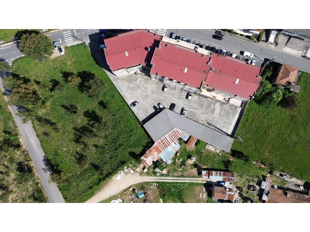 Apartamento T4 renovado para venda em Escapães, Santa Maria da Feira-23