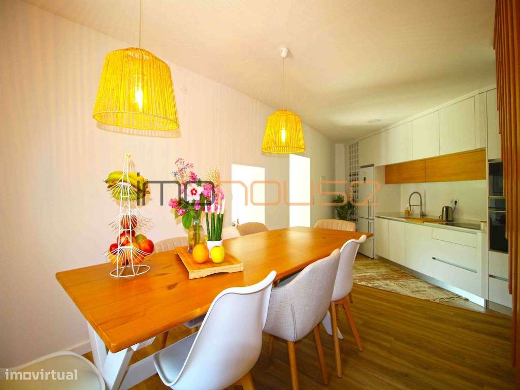 Quinta com Casa Remodelada e Antigo Moinho de Água Junto a Ribeiro-8