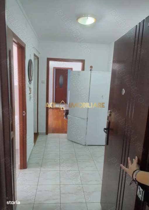 3 Camere | Titan | Proximitate Metrou | Mobilat-Utilat - Imagine principală: 5/7