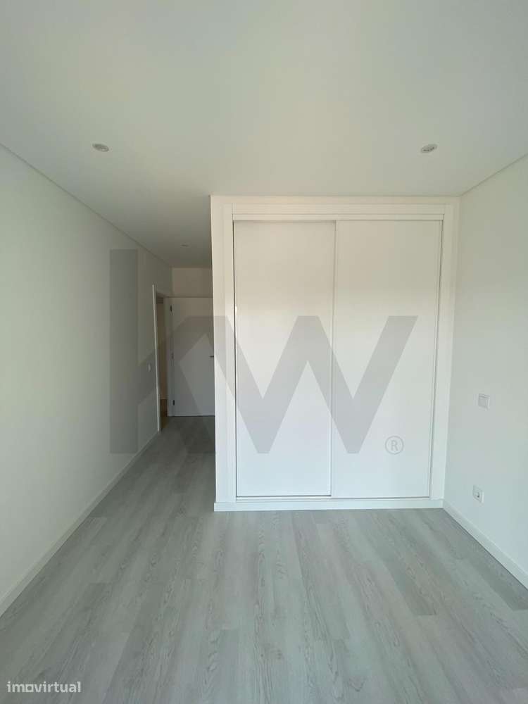 Apartamento T3 Duplex com Terraço vista mar - Nazaré - Grande imagem: 4/19