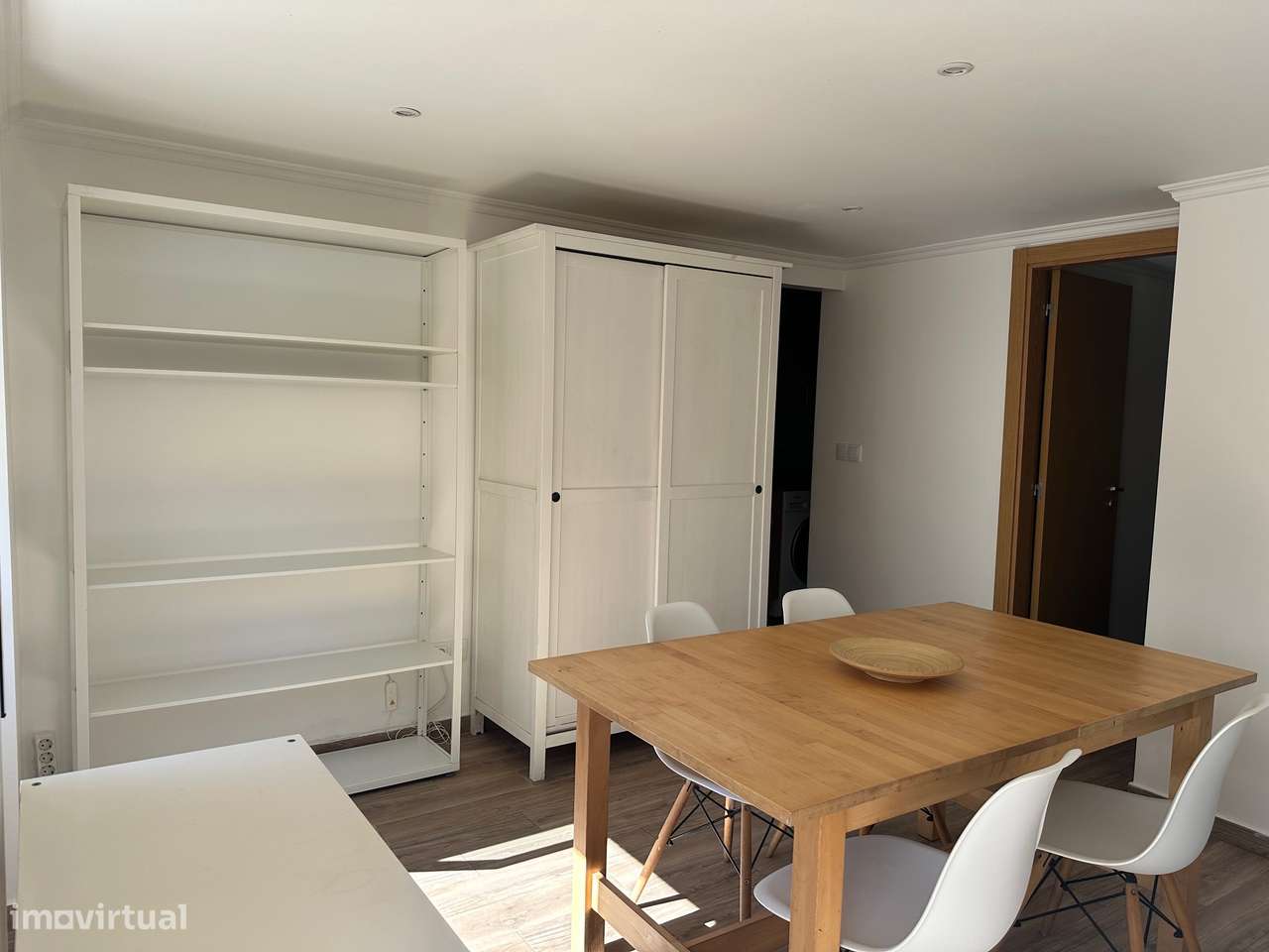 Apartamento T1 Mobilado e equipado / Ajuda - Grande imagem: 2/17