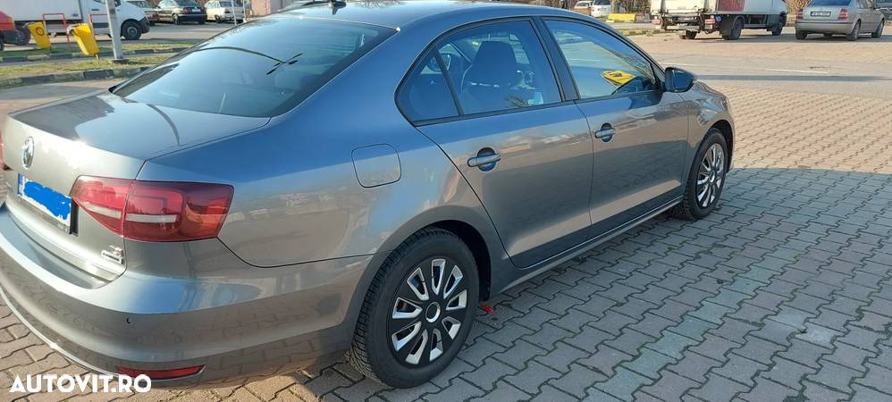 Volkswagen Jetta 1.2 TSI Comfortline - 18