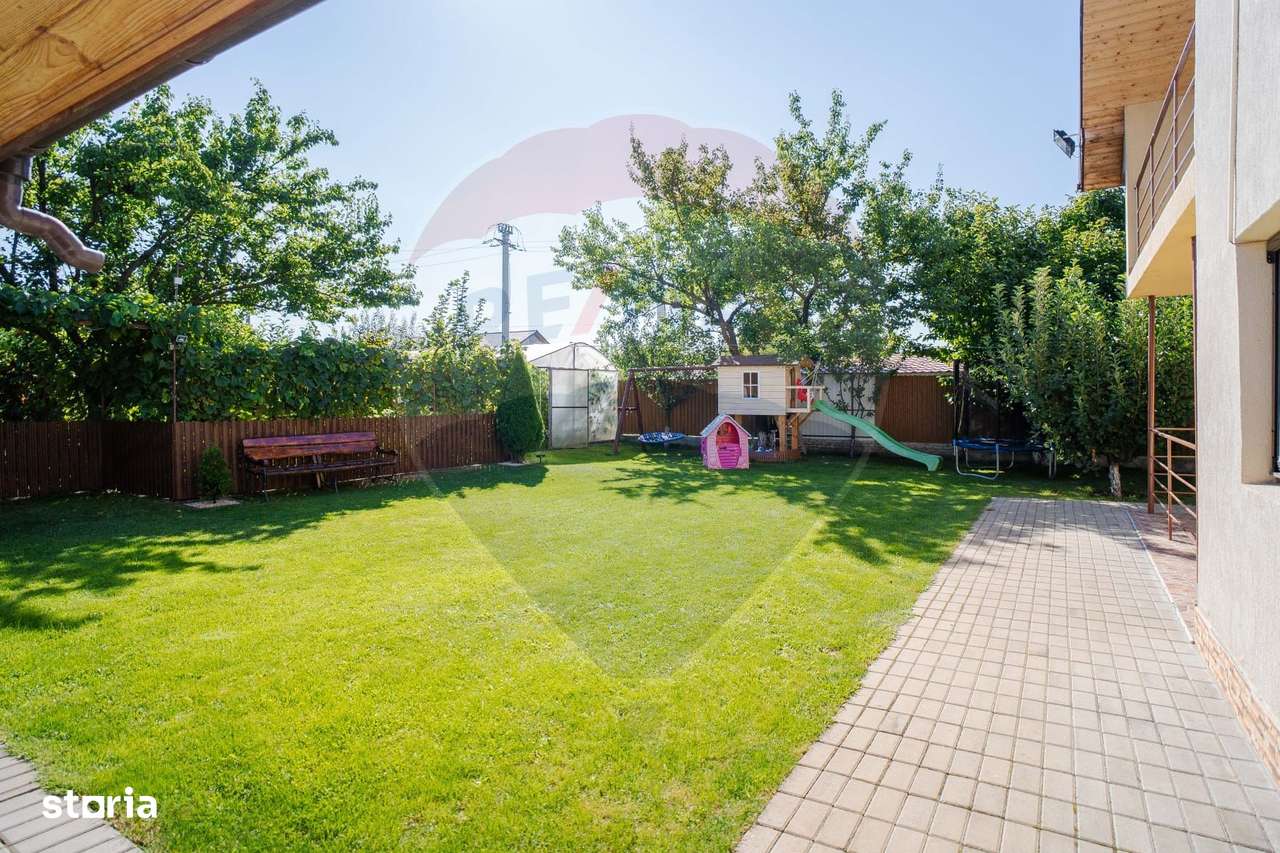 Casă / Vilă cu 5 camere de vânzare în zona Central - Imagine principală: 5/20