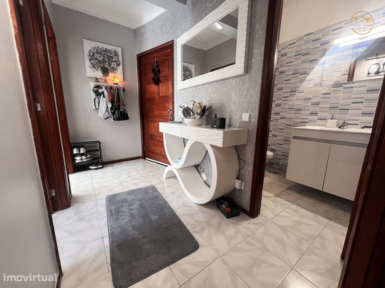 Excelente T3 Renovado com lugar de garagem em Gaia – Pronto a Habitar-6